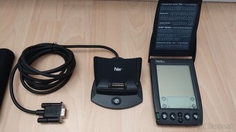 Predám vreckový počítač Palm III xe - 3