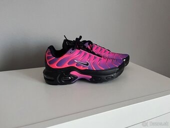 Dámske tenisky tn - 3