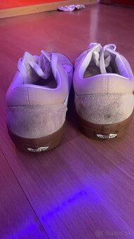 vans - 3
