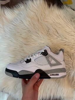 Jordan 4 - 3