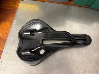 Predám sedlo na bicykel SELLE ITALIA BOOST X3 - 3