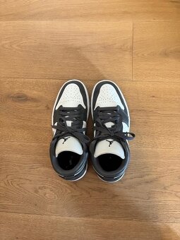 Predaj dámske tenisky NIKE AIR JORDAN 1 LOW - 3