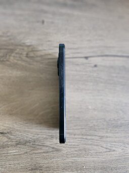 iPhone 16 pro - 3