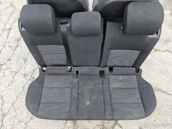 Predám sedačky Volkswagen Golf 6 hatchback - 3