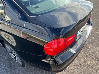 BMW Rad 3 E90 318 2.0i 105kW - 3