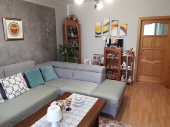 Ponúkam na predaj priestranný slnečný 3 izbový byt - 3