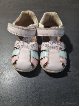 Tenisky rozne velkosti a znacky - 3