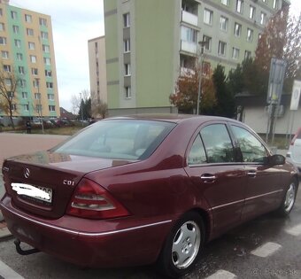 Predám Mercedes Benz c220cdi - 3