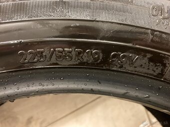 Toyo Proxes 225/55 R19 - 3