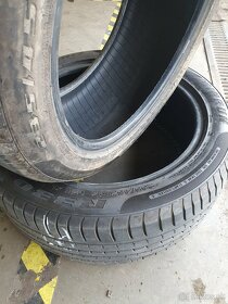 2ks letných pneumatík 235/45 r17 DOT 0322 - 3