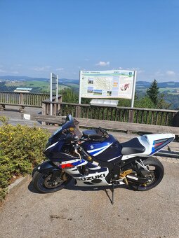 Predám Suzuki GsxR 1000 K4 - 3