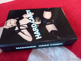 Box madonna - 3