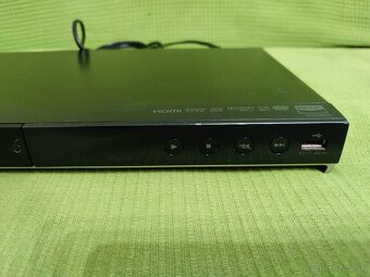 LG DVX582H dvd player - 3