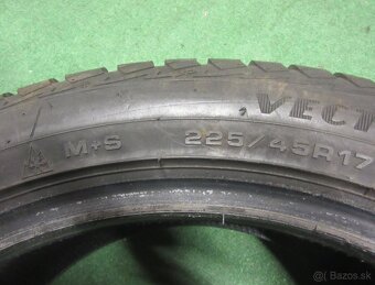 Celoročné pneumatiky 225/45R17 GOODYEAR dezén 8mm - 3