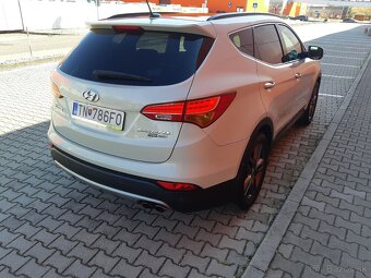 Predám Hyundai Santa Fe 4X4 2,2 CRDI 145KW - 3