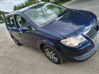 Rozpredám Volkswagen Touran 2.0 TDI DSG automat - 3