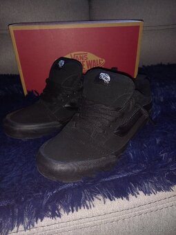 VANS Botasky  veľkosť  43 a cena 50eur - 3