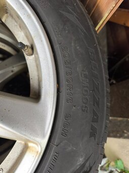 ALU disky 5x114,3 r16 a zimné pneu 205/60R16 - 3