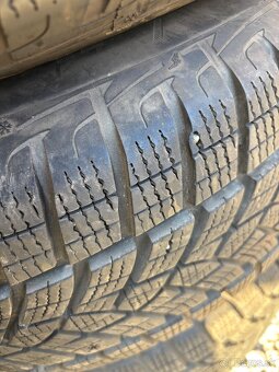 Predam zimné pneu 215/70 R16 - 3