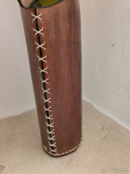 predám kožené púzdro na víno-nosič - 3