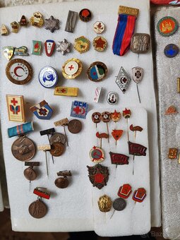 Staré odznaky a vyznamenania rôzne - 3