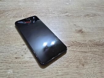 Samsung M20 s velkou 5000mAh bateriou vdaka comu ma dlhu vyd - 3