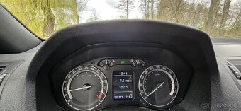 Škoda Octavia RS 2.0 TFSI - 3