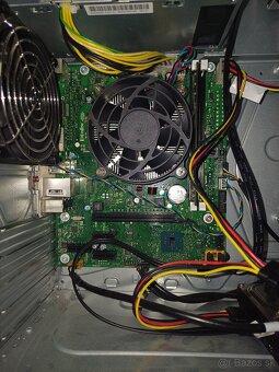 Stolný počítač PC Fujitsu Esprimo - 3