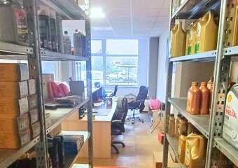 Obchodný priestor pri hlavnej ceste - Trenčín - 3