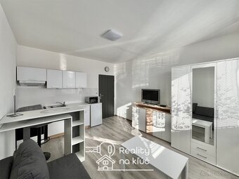 Na prenájom zariadená garsónka na Nábrežnej ulici v NZ - 3