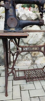 Obuvnícky šijací stroj Singer - 3