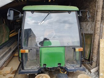 Kabina  Zetor John deere - 3