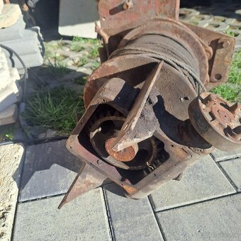 Navyak zo stavebného výťahu. - 3