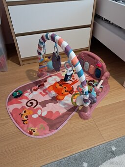 Predám hniezdo pre bábätko spolu s hracou dekou - 3