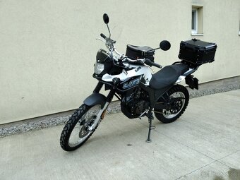 UM DSR Adventure TT 125 - 3