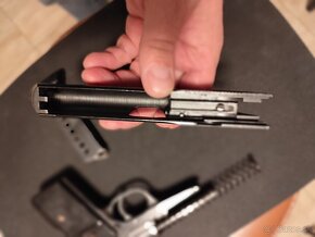 Pistol vz.50/70 - 3