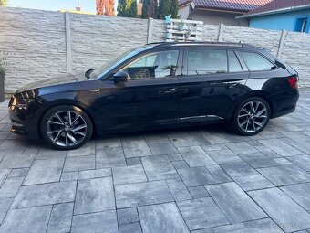 Škoda Superb combi 2.0TDI Sportline Black,virtual,metrix - 3