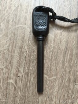 Nôž Morakniv Garberg + Survival Kit - 3
