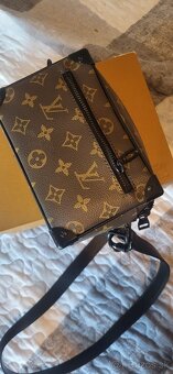 Louis Vuitton - 3