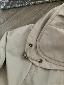 prechodny kratky trenčkot kabatik - 3