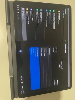 Krásny tablet Samsung Galaxy S7+ s obalom a perom - 3