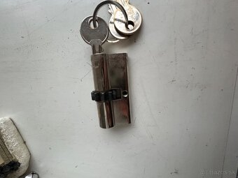 Bezpečnostný zámok - 3