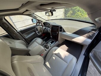 predam jeep grand cherokee 3.0 crd 160kw facelift 125000km - 3