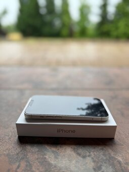 iPhone 13 128GB – farba Starlight (biela) - 3