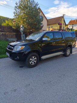 Toyota Hilux pick up - 3