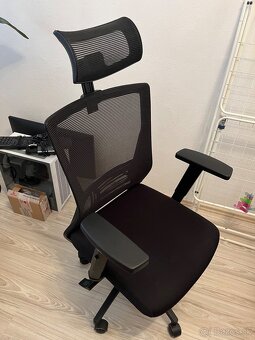 Kancelárska stolička - 3