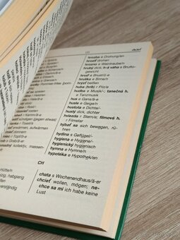 Nemecko-slovenský slovník pre školy a dennú prax (GEORG) - 3