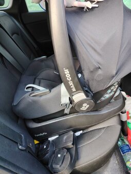 Maxi cosi cabriofix i-size plus isofix základňa - 3