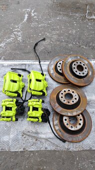 Predám predne a zadne brzdy škoda superb 3 - 3