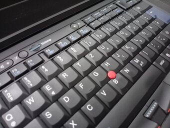 Lenovo thinkpad t420 ,Intel® Core™i5 , 8gb ram , 256gb ssd - 3